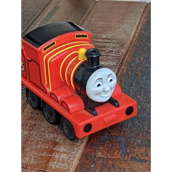 2009 Thomas the Train - James - Picture 4 of 5